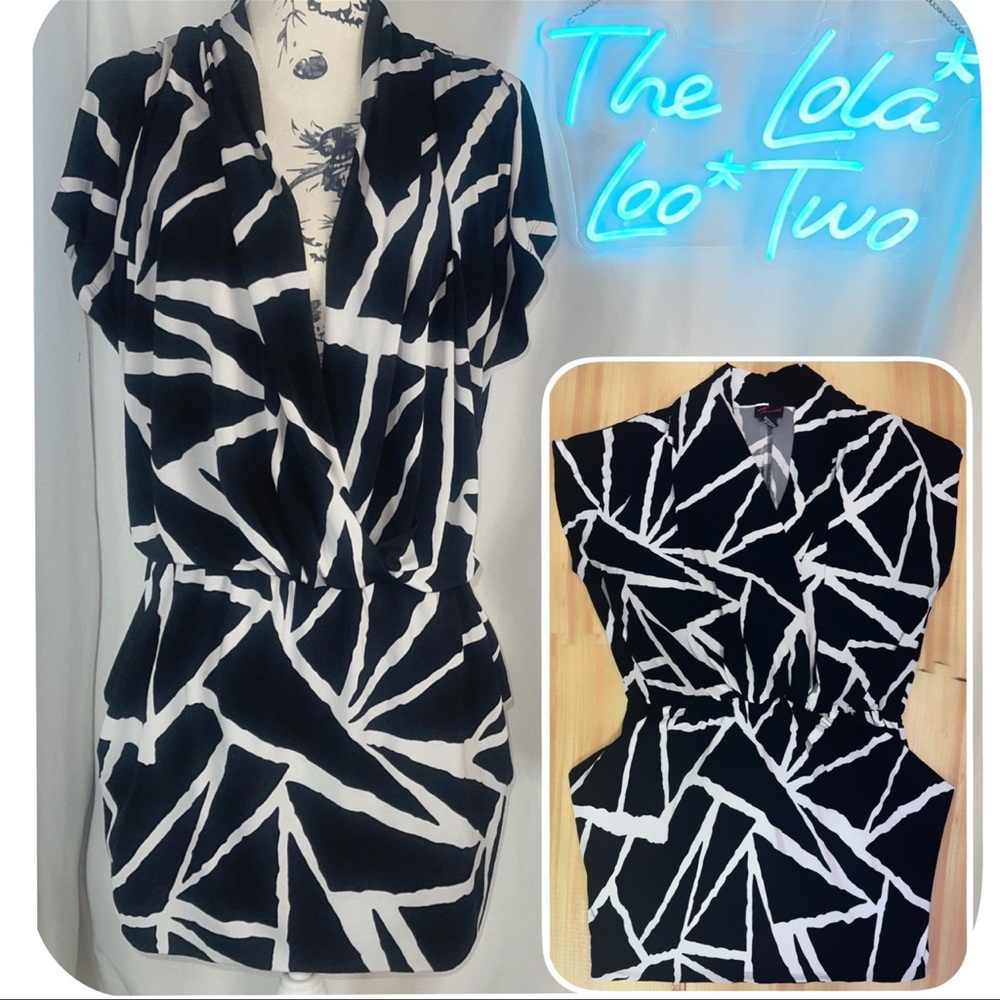 TORRID Geometric Print Surplice Neck, Elastic Waist, Hip Pockets Faux Wrap Dress